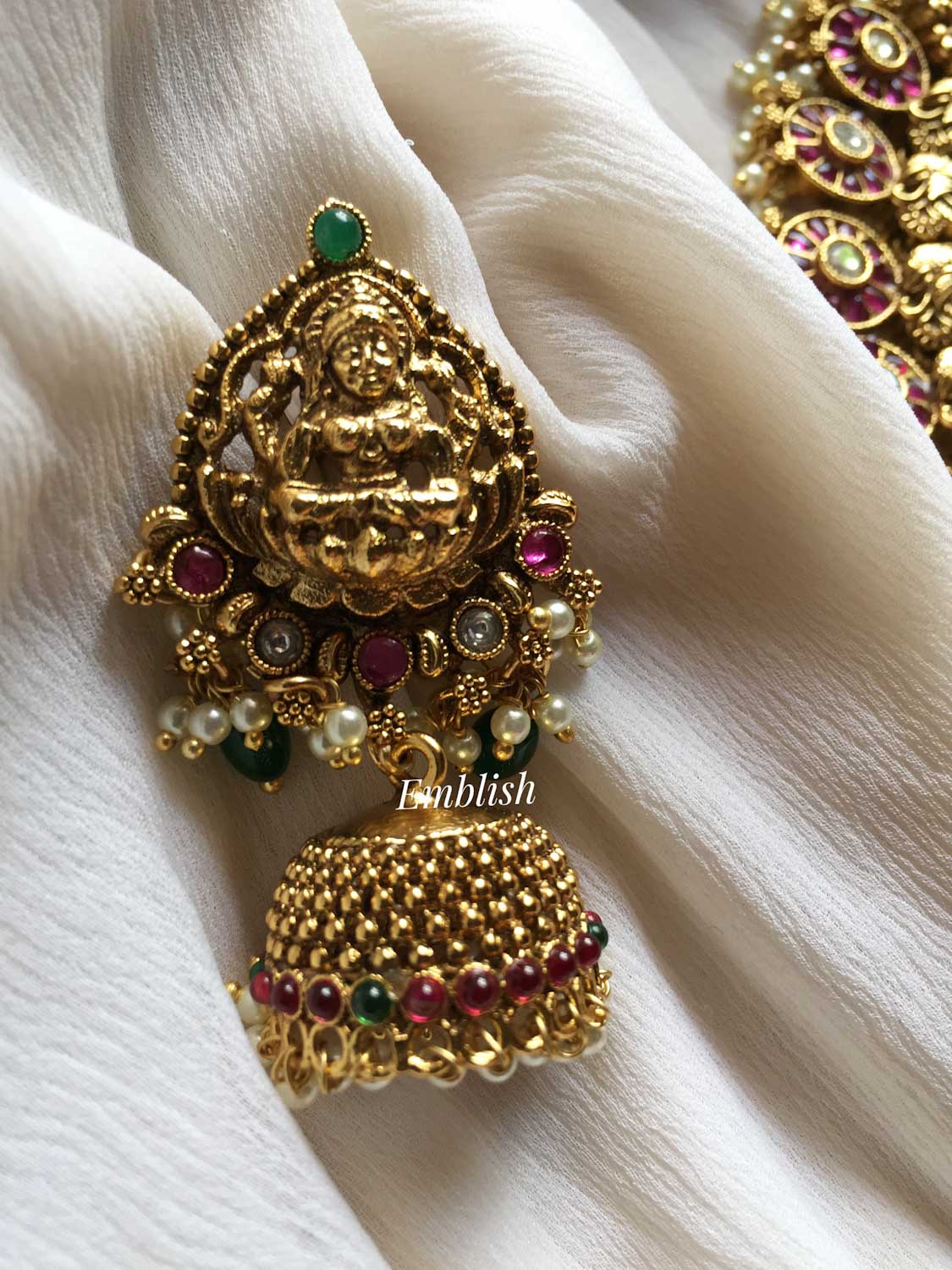 Lakshmi Kemp chakra annam Neckpiece -Green beads